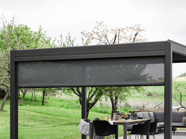 pergola-bioclimatica-pergolux-cortinas-sunscreen-gris-antracita-3m
