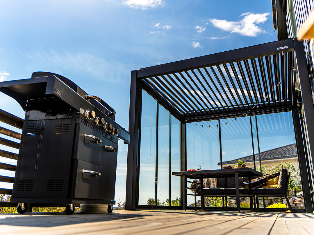 pergola-bioclimatica-pergolux-auto-soportante-pergola-s1-gris-antracita-vidrios-terraza